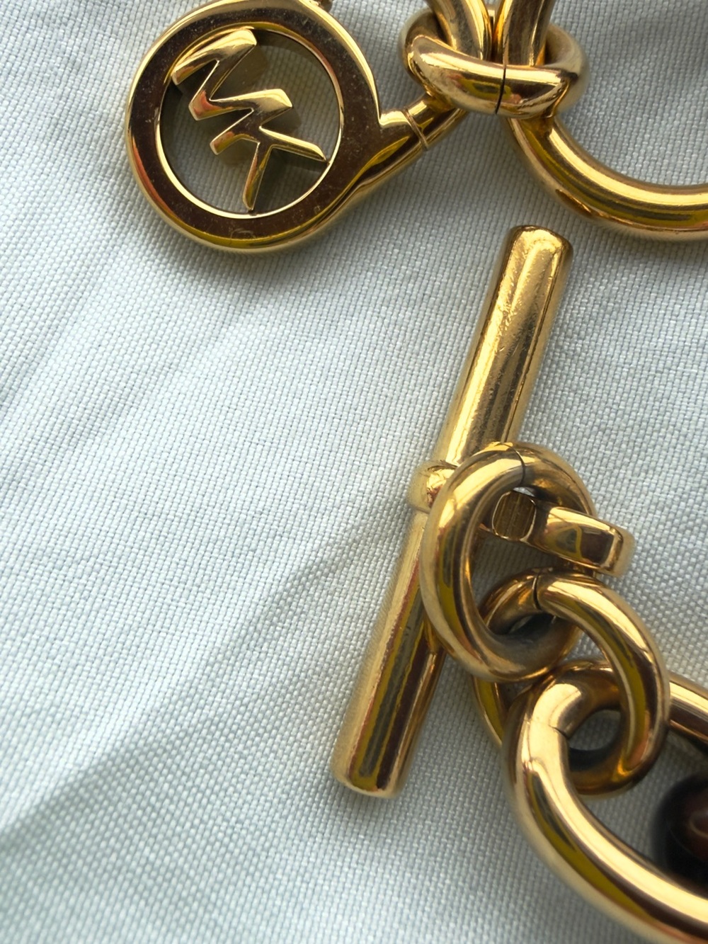 Michael Kors Gold and Tortoise Chain-Link Bracelet - Picture 2 of 2